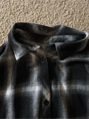GRL Black & Gray Plaid Button-Up Shirt oversize style